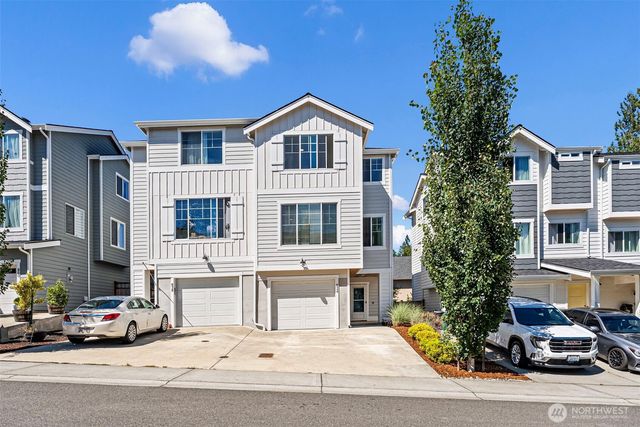 826 NW Highgarden Drive, Bremerton, WA 98311