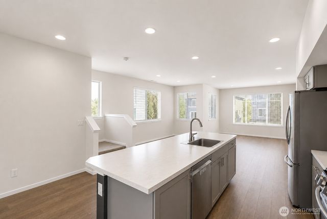 826 NW Highgarden Drive, Bremerton, WA 98311