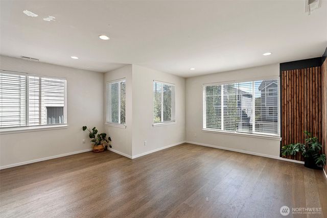 826 NW Highgarden Drive, Bremerton, WA 98311