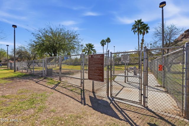 925 N COLLEGE Avenue G128, Tempe, AZ 85288