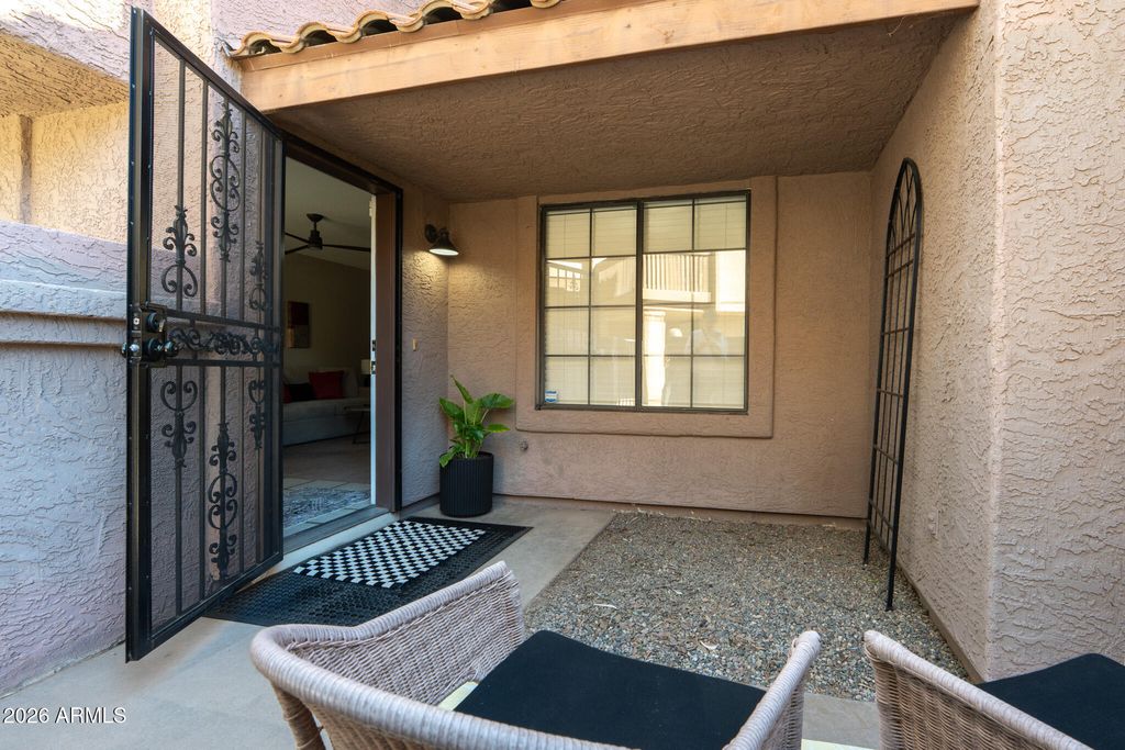 925 N COLLEGE Avenue G128, Tempe, AZ 85288