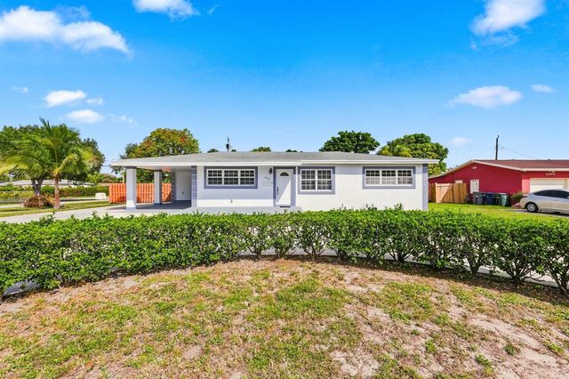 1100 7TH Street, Lake Park, FL 33403