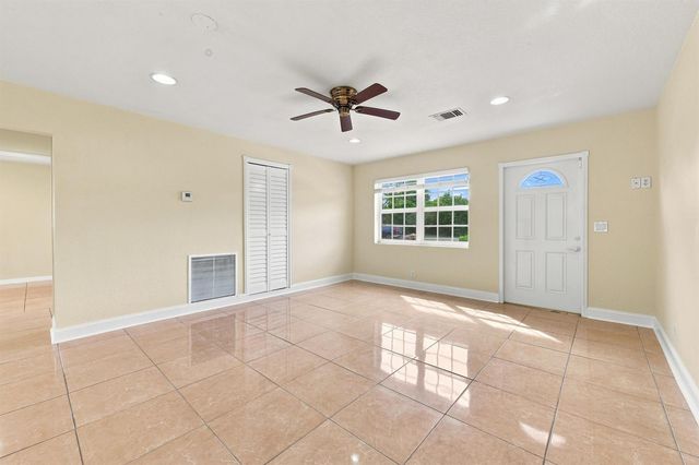 1100 7TH Street, Lake Park, FL 33403