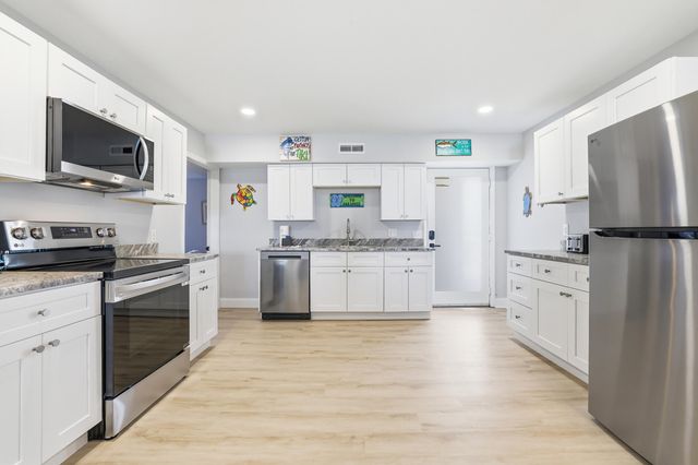 3104 N Ocean Boulevard, North Myrtle Beach, SC 29582