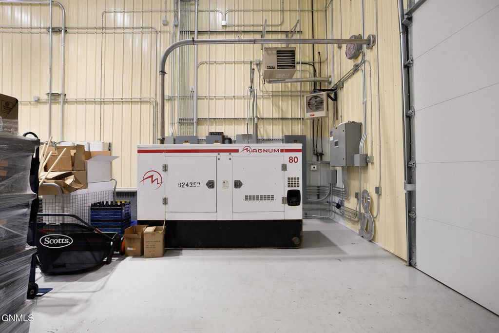 1619 Us-83, Garrison, ND 58540 photo 23