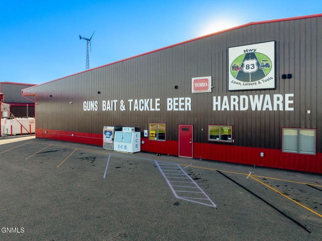 1619 Us-83, Garrison, ND 58540 photo 3