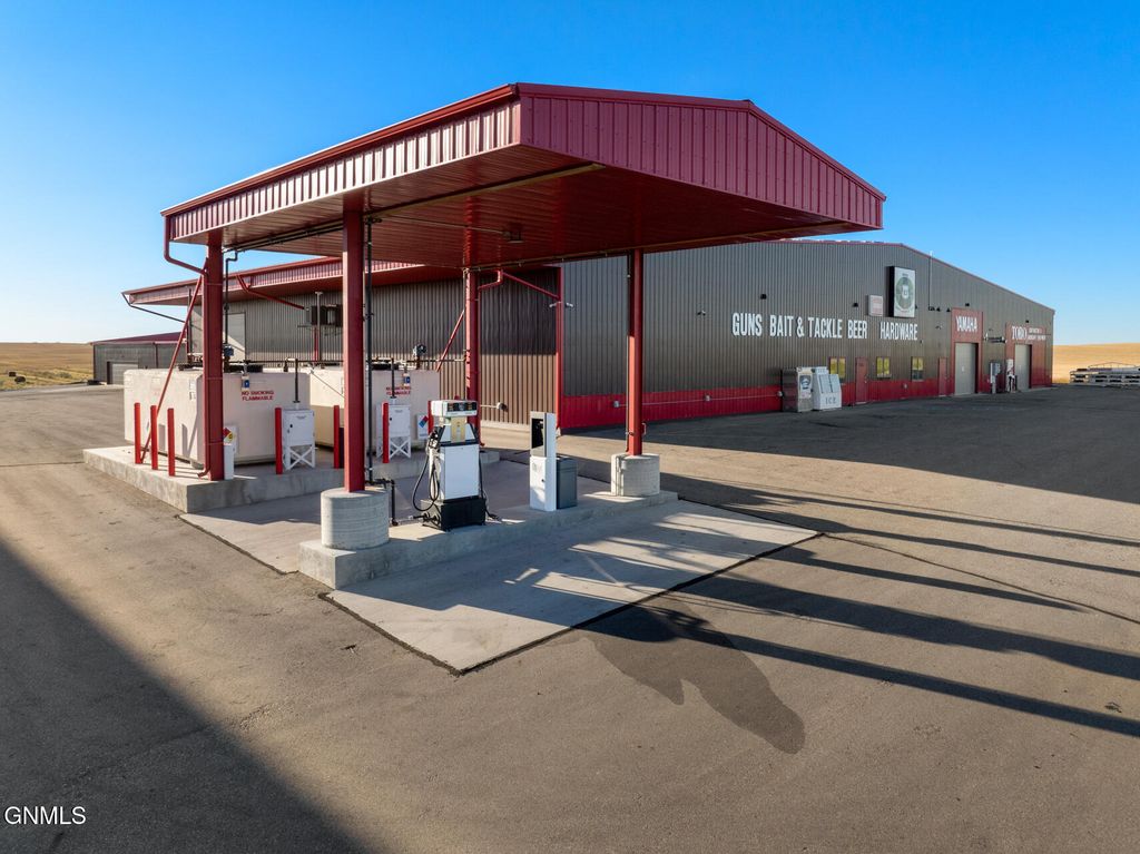 1619 Us-83, Garrison, ND 58540 photo 32