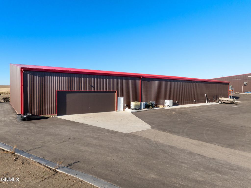 1619 Us-83, Garrison, ND 58540 photo 35