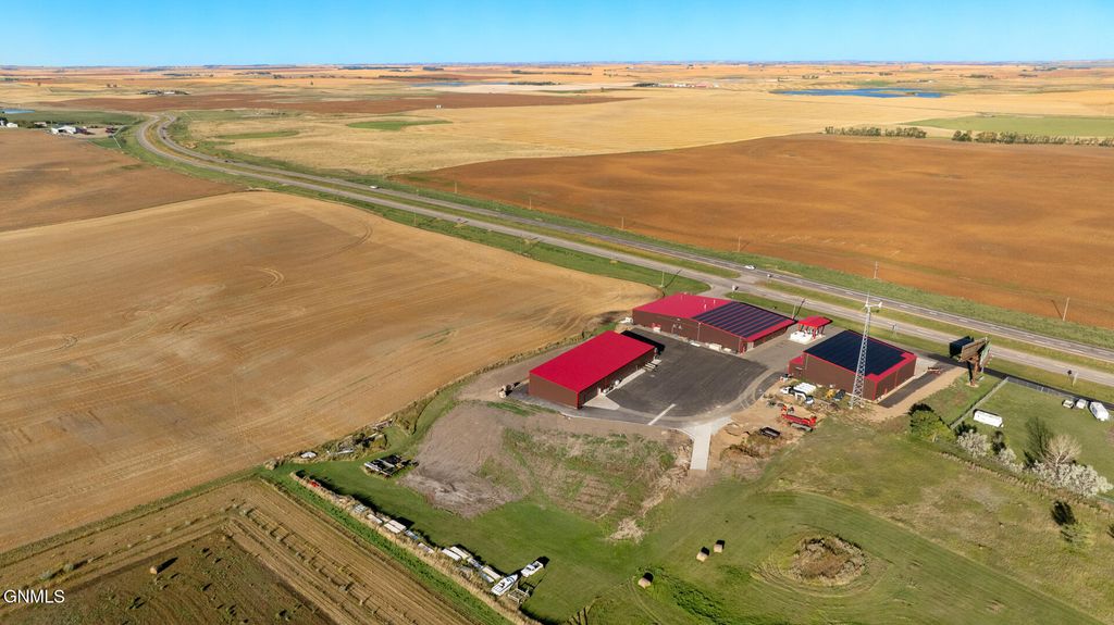 1619 Us-83, Garrison, ND 58540 photo 45