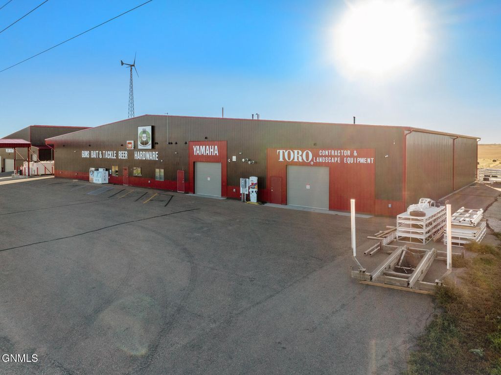 1619 Us-83, Garrison, ND 58540 photo 6