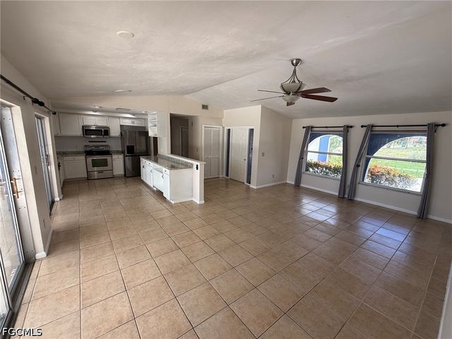 210 SE 1st TER, Cape Coral, FL 33990