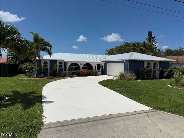 210 SE 1st TER, Cape Coral, FL 33990