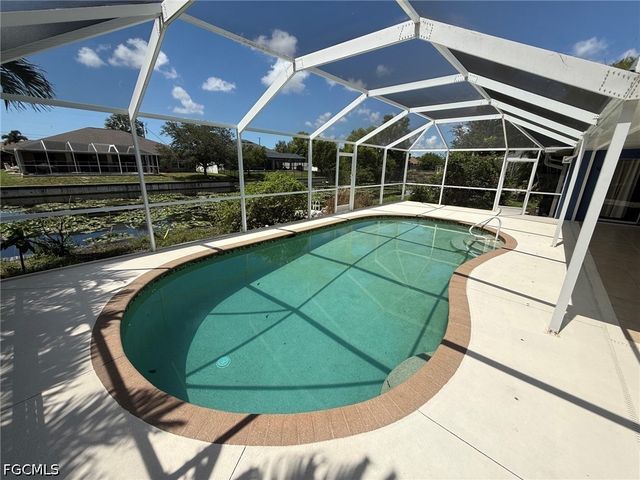 210 SE 1st TER, Cape Coral, FL 33990