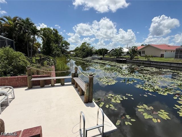 210 SE 1st TER, Cape Coral, FL 33990