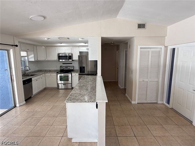 210 SE 1st TER, Cape Coral, FL 33990