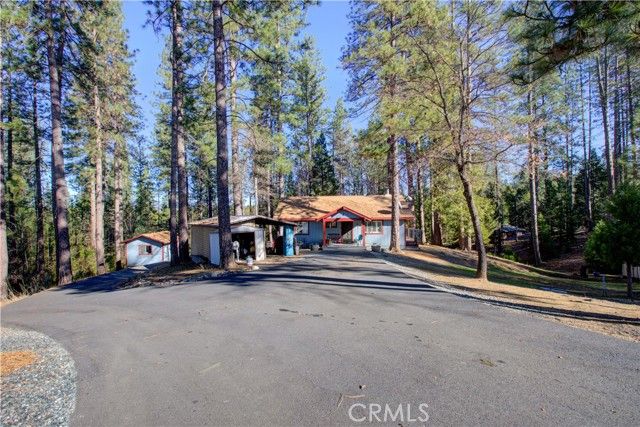 23625 Rock Hammer Road, Groveland, CA 95321