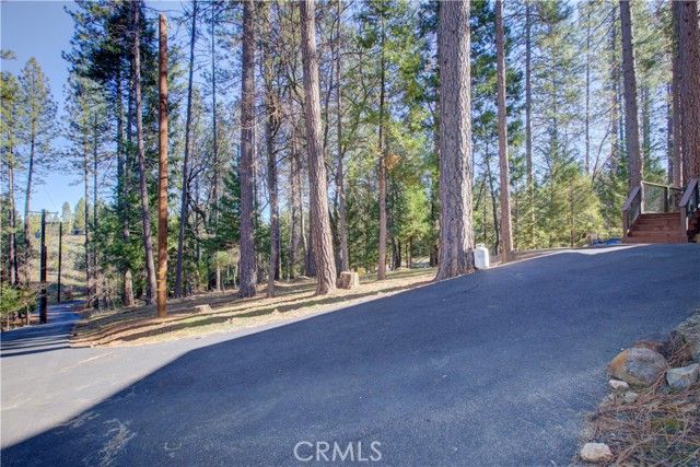 23625 Rock Hammer Road, Groveland, CA 95321