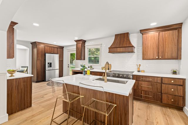 2207 Clam Drive, Johns Island, SC 29455