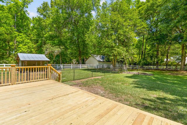 2207 Clam Drive, Johns Island, SC 29455