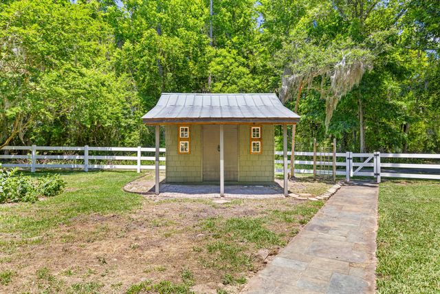 2207 Clam Drive, Johns Island, SC 29455