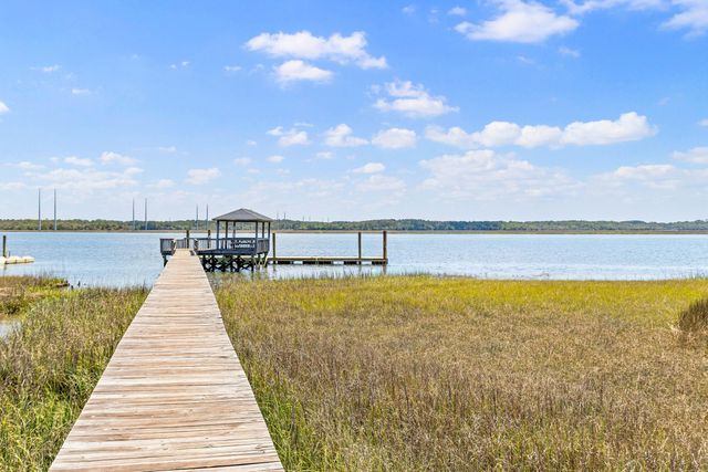 2207 Clam Drive, Johns Island, SC 29455