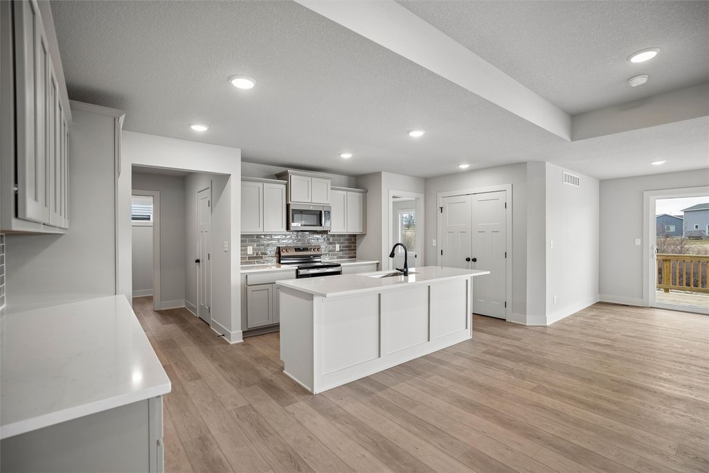 2317 Oxley Drive, Granger, IA 50109