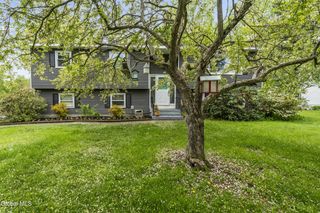 9 Crestmont Drive, Clifton Park, NY 12065