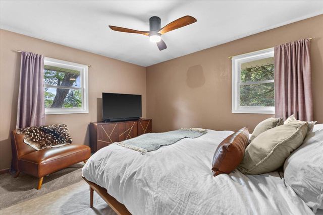 612 Lee COURT, Waukesha, WI 53186