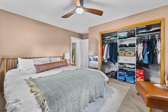 612 Lee COURT, Waukesha, WI 53186