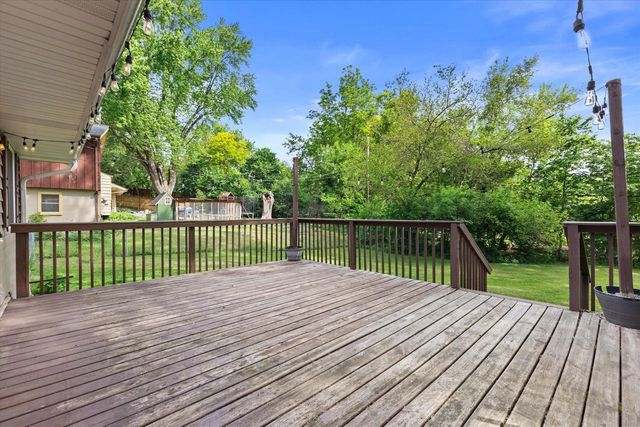 612 Lee COURT, Waukesha, WI 53186