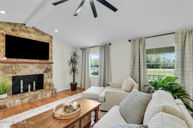 278 CAMP PINCKNEY Drive, Folkston, GA 31537