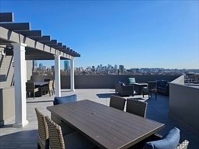 64 Alpine St 103, Boston, MA 02119