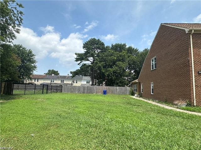 4447 Rivermill CT, Portsmouth, VA 23703