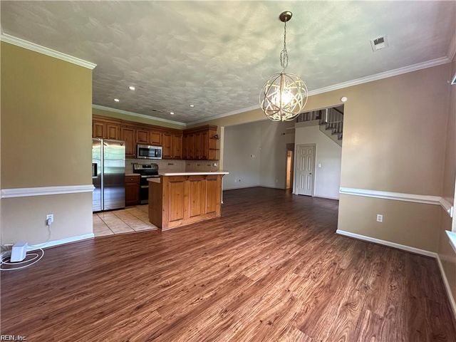 4447 Rivermill CT, Portsmouth, VA 23703