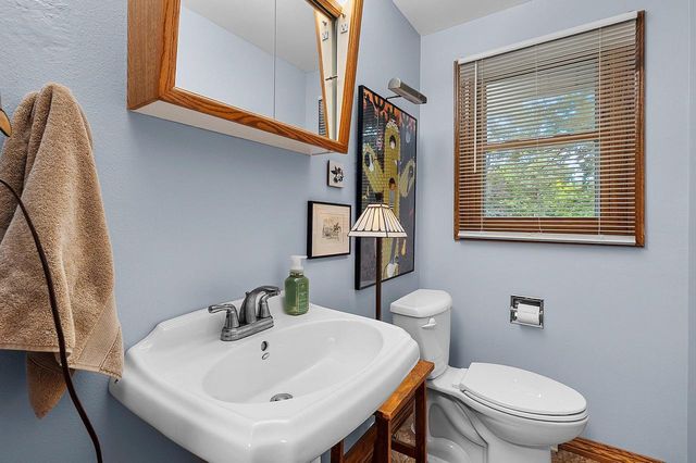 2565 HAZELWOOD LANE, Green Bay, WI 54304