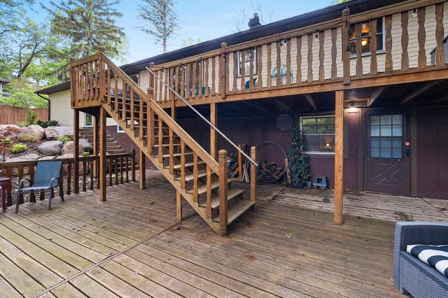 2565 HAZELWOOD LANE, Green Bay, WI 54304
