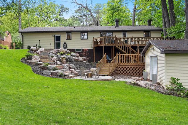 2565 HAZELWOOD LANE, Green Bay, WI 54304