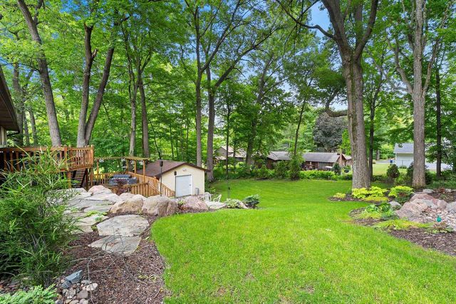 2565 HAZELWOOD LANE, Green Bay, WI 54304
