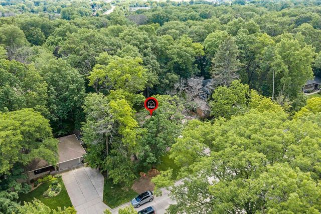 2565 HAZELWOOD LANE, Green Bay, WI 54304