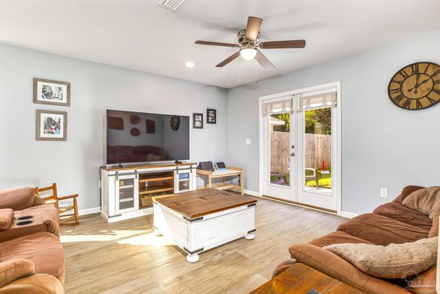 1904 Mary Jo Way, Pensacola, FL 32534