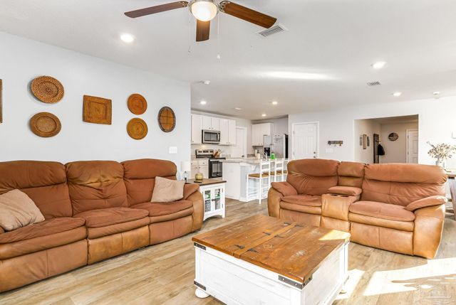 1904 Mary Jo Way, Pensacola, FL 32534