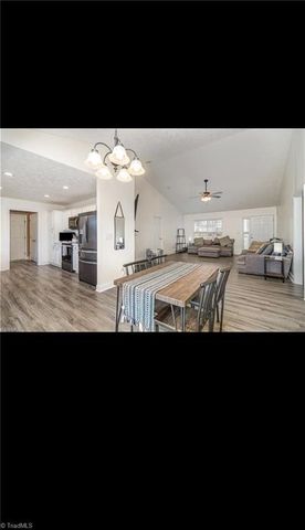 402 Sterling Ridge Drive, Archdale, NC 27263