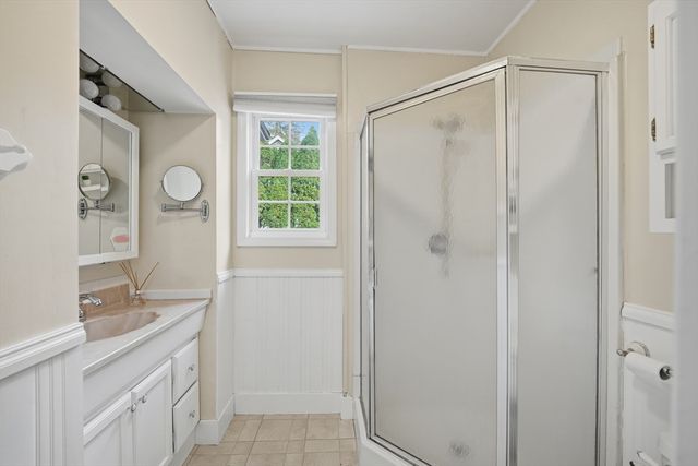 134 Whitmarsh Ave, Worcester, MA 01606