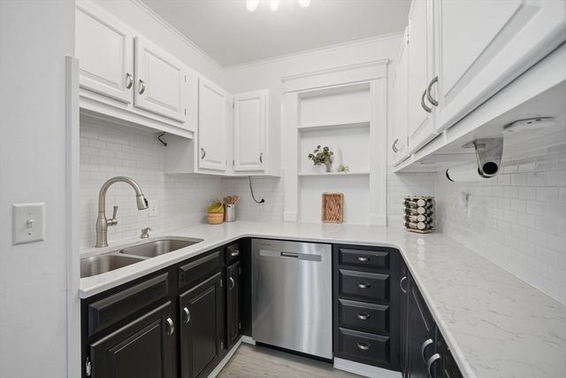 134 Whitmarsh Ave, Worcester, MA 01606