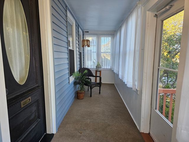 134 Whitmarsh Ave, Worcester, MA 01606