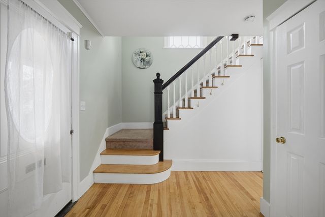 134 Whitmarsh Ave, Worcester, MA 01606