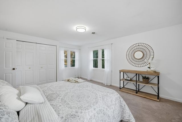 134 Whitmarsh Ave, Worcester, MA 01606