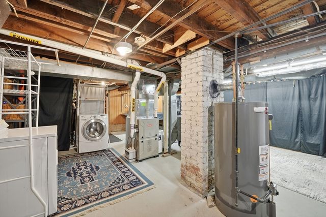 134 Whitmarsh Ave, Worcester, MA 01606