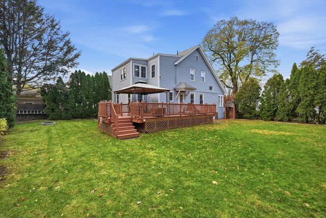 134 Whitmarsh Ave, Worcester, MA 01606