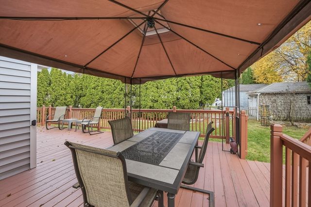 134 Whitmarsh Ave, Worcester, MA 01606